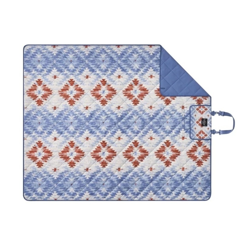 Weatherproof Vintage Outdoor Picnic Blanket Blue Southwestern Quilted Portable